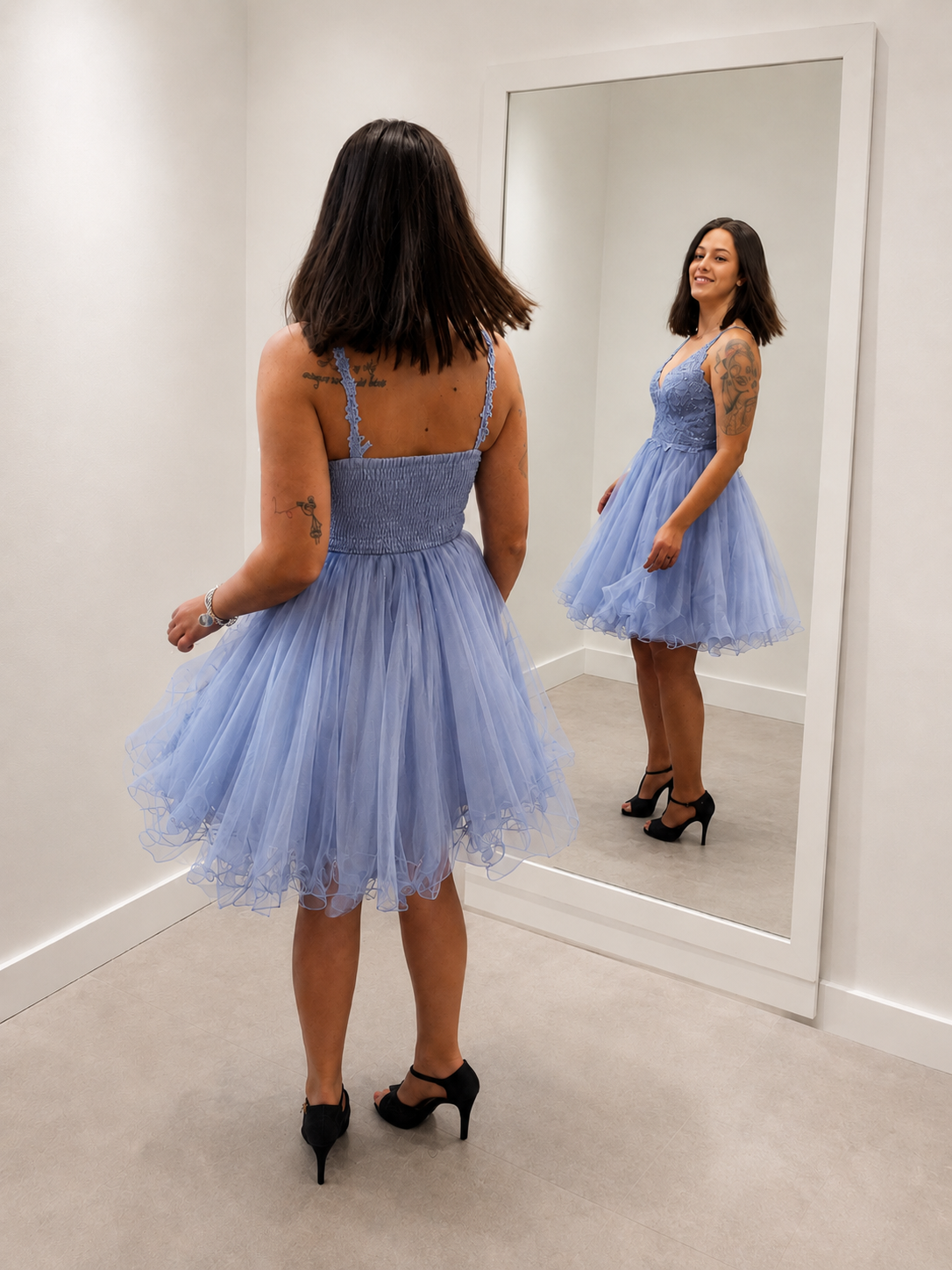 Vestido corto de tul Lluvia Celeste Gris