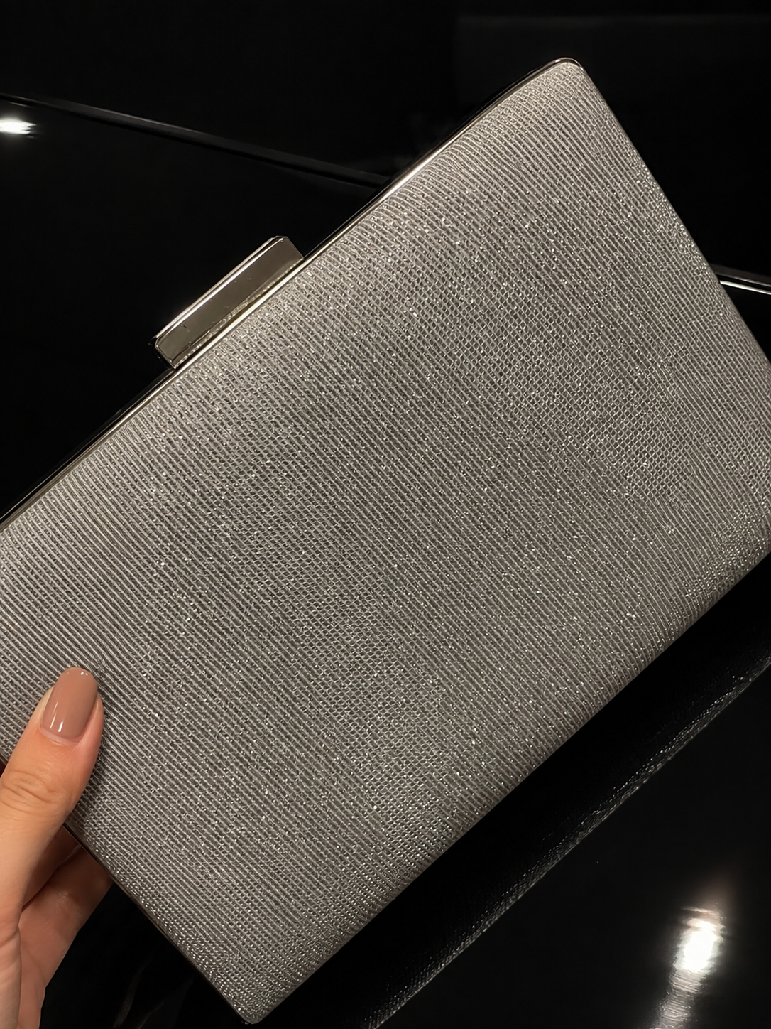 Bolso clutch plata brillo