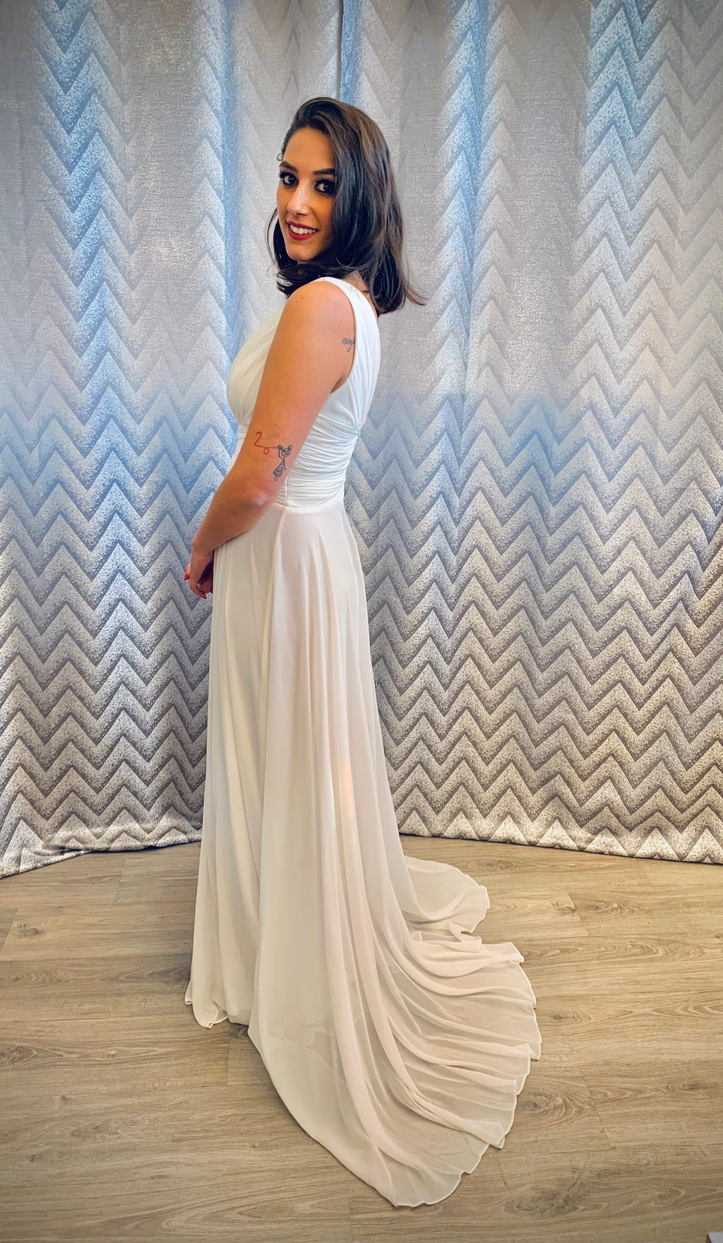 Vestido Venus novia image 2