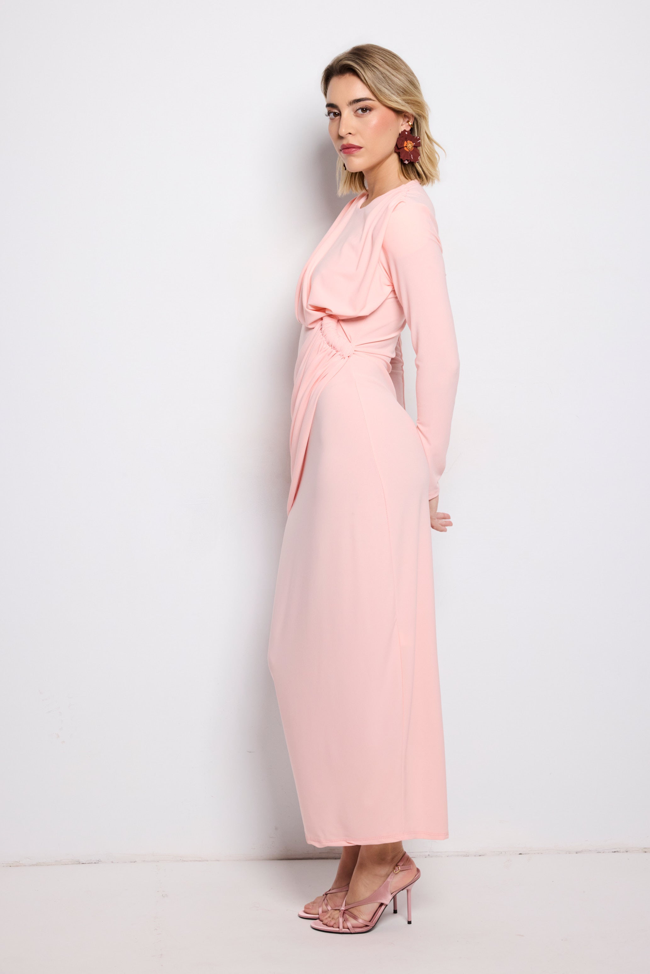 Vestido largo Kai manga larga rosa