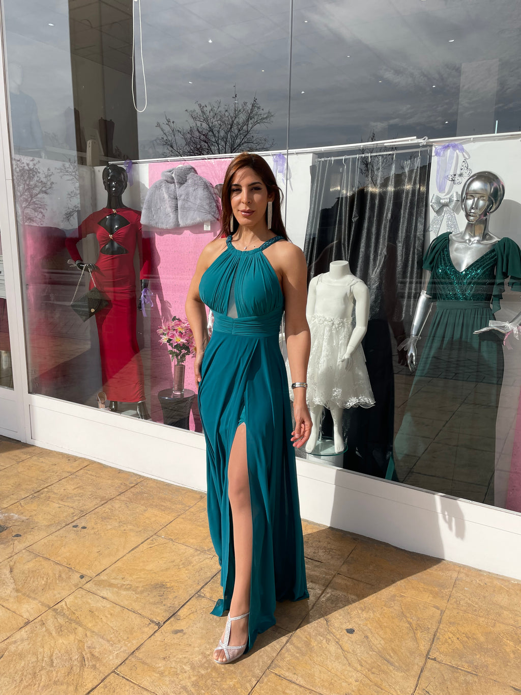 Vestido Suhaila abertura aguamarina
