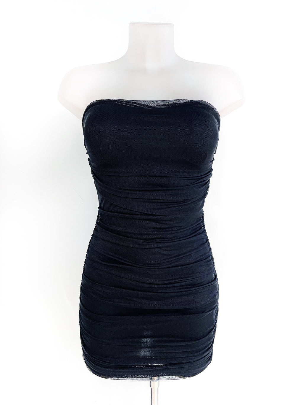 Vestido corto Sirey negro forro beige image 6