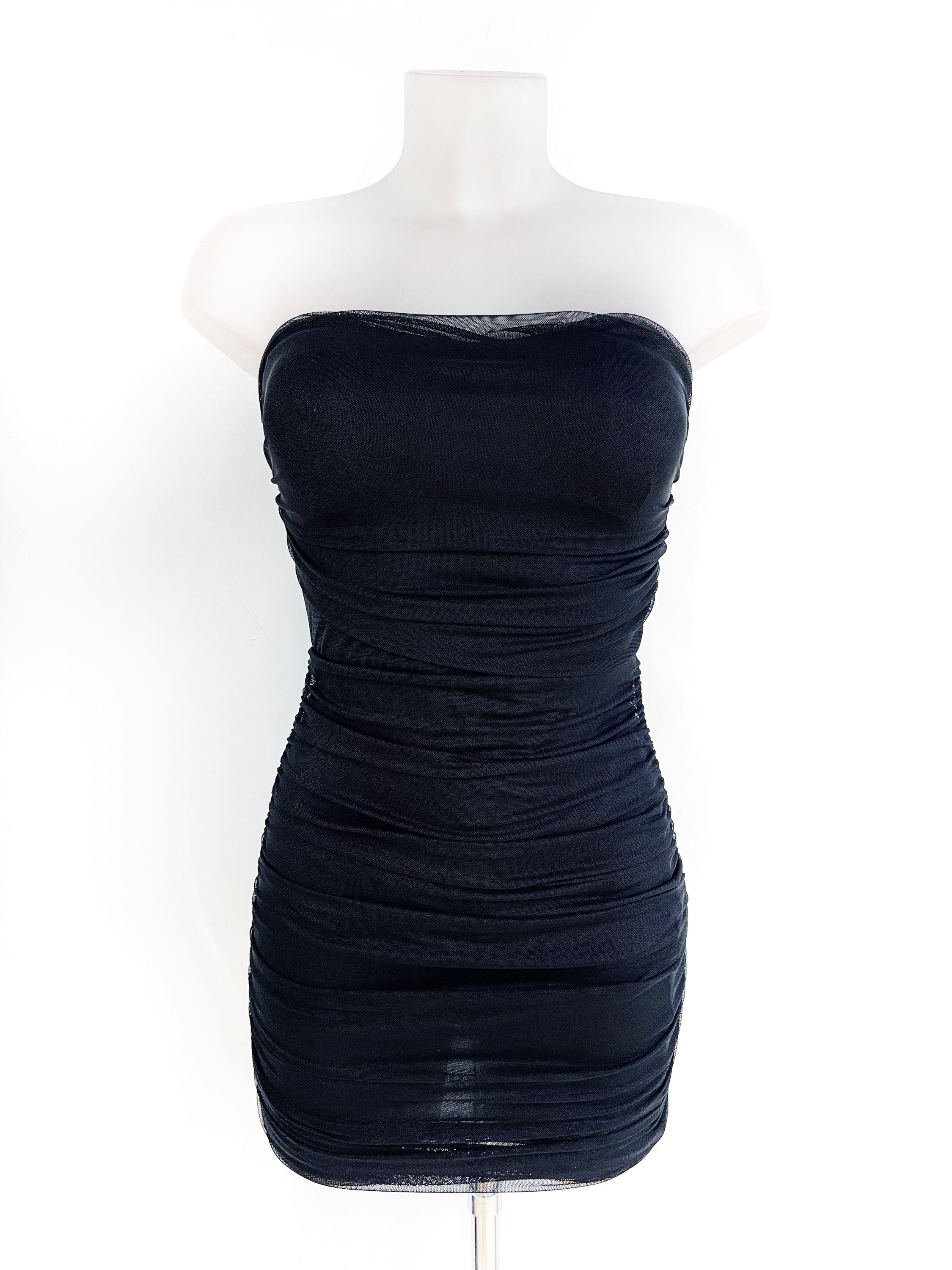 Vestido corto Sirey negro forro beige image 6