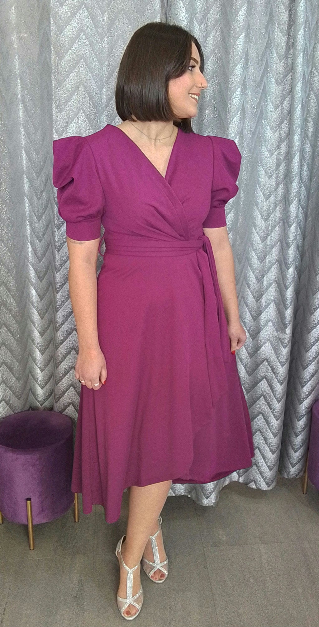 Vestido corto midi Carolina image 3