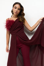 Mono Capa Alice plumas Burdeos