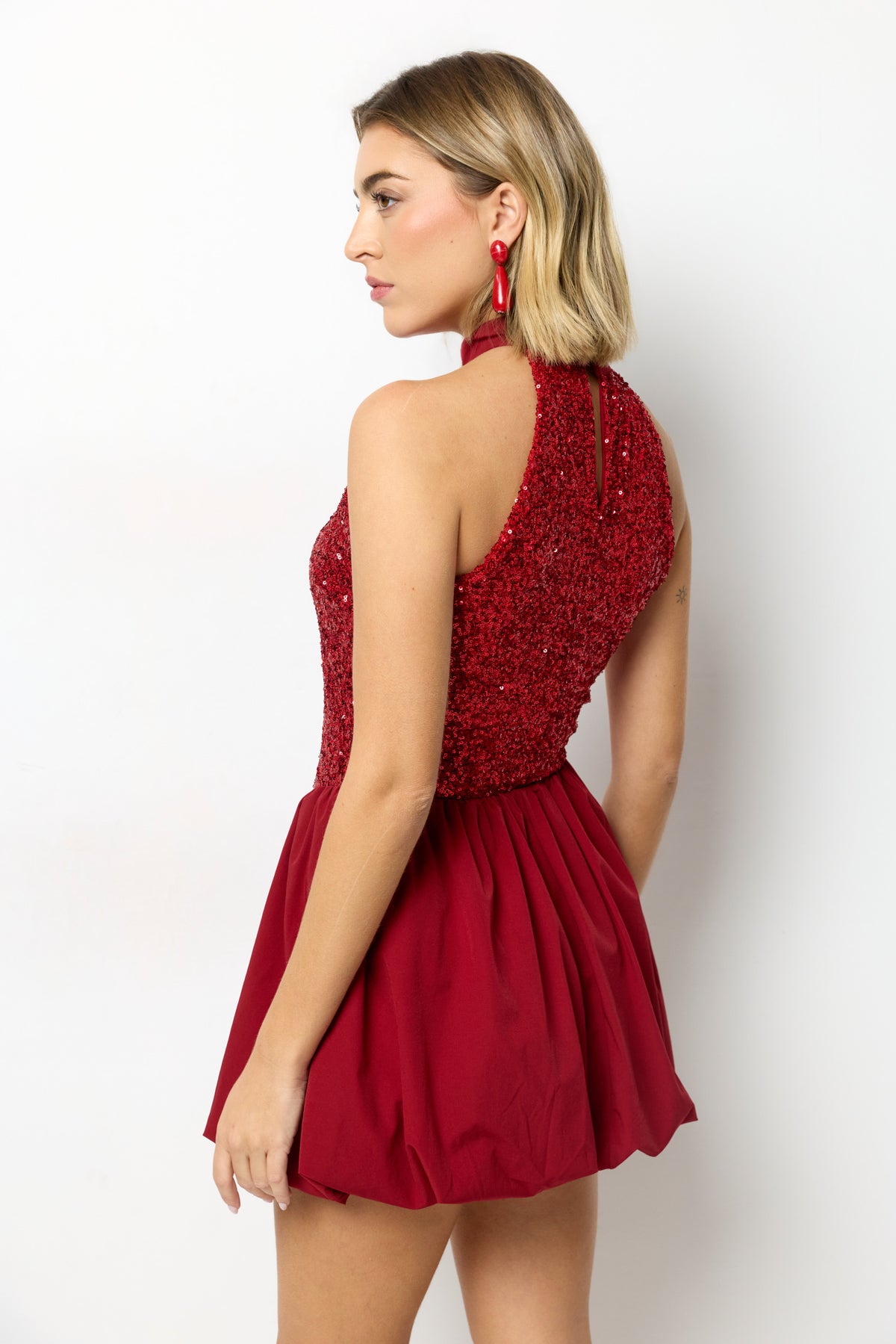 Vestido corto Globo Burdeos