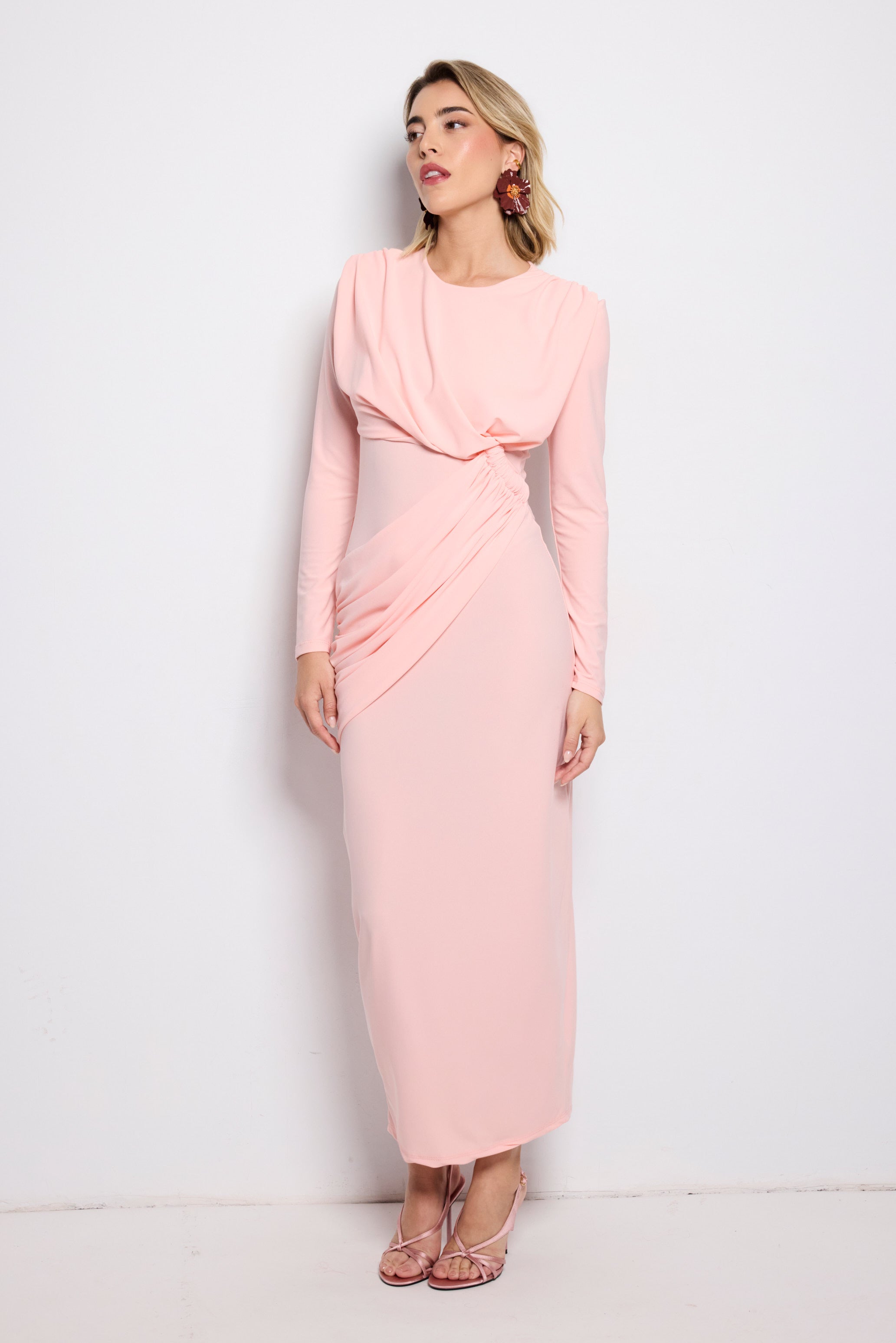 Vestido largo Kai manga larga rosa