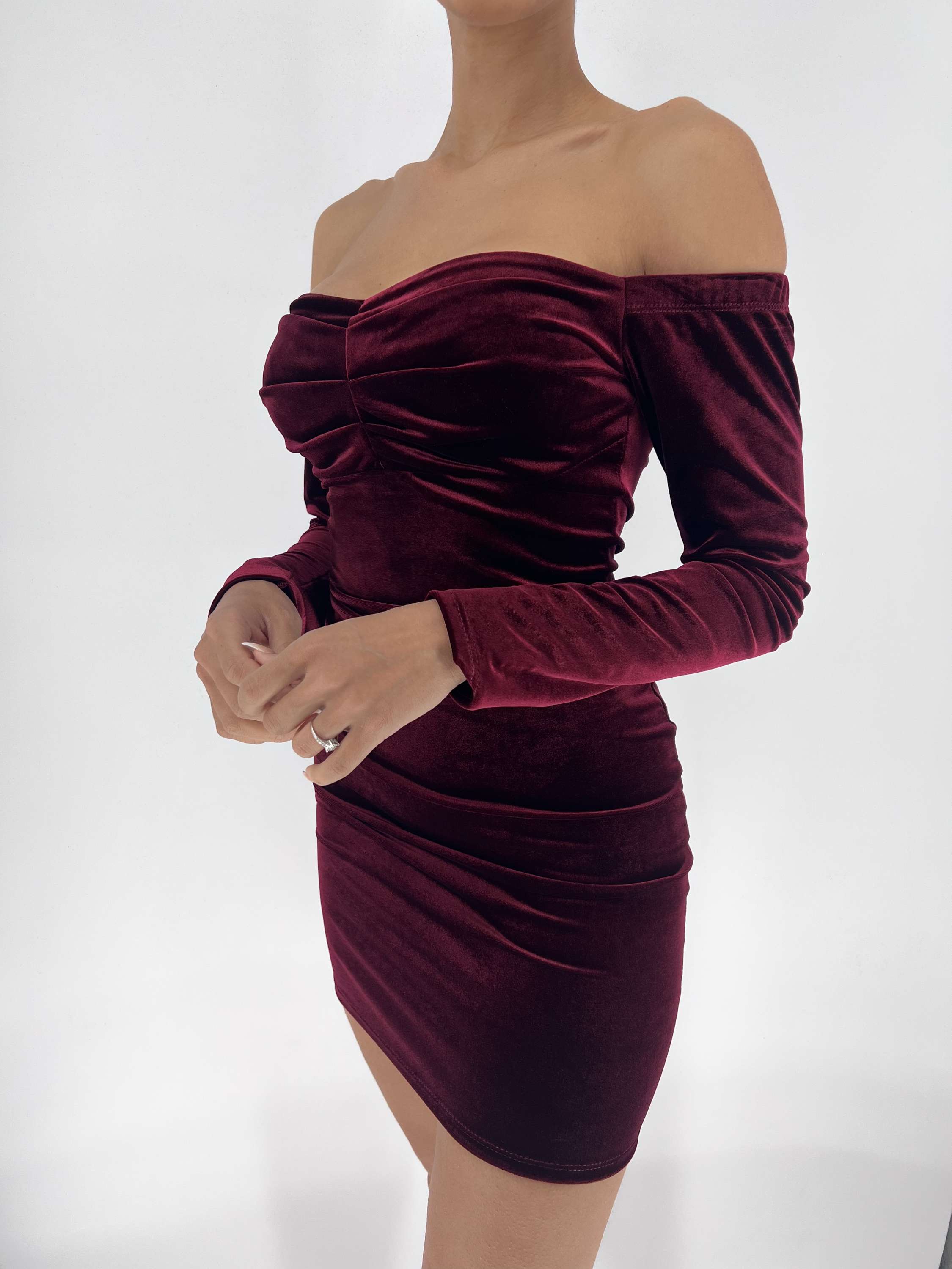 Vestido corto terciopelo Kristen  Burdeos image 0